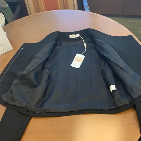 Cropped biker jacket - Picture 2 of 3